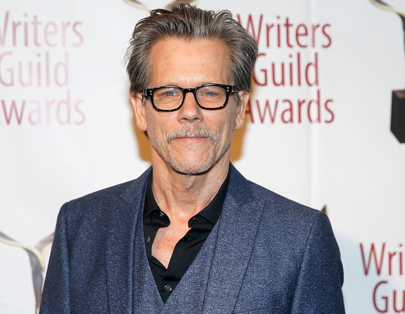 Julianne Moore, Kevin Bacon Star In Netflix's Limited Series Siren: First Look Julianne Moore, Kevin Bacon Star In Netflix's Limited Series Siren: First Look
