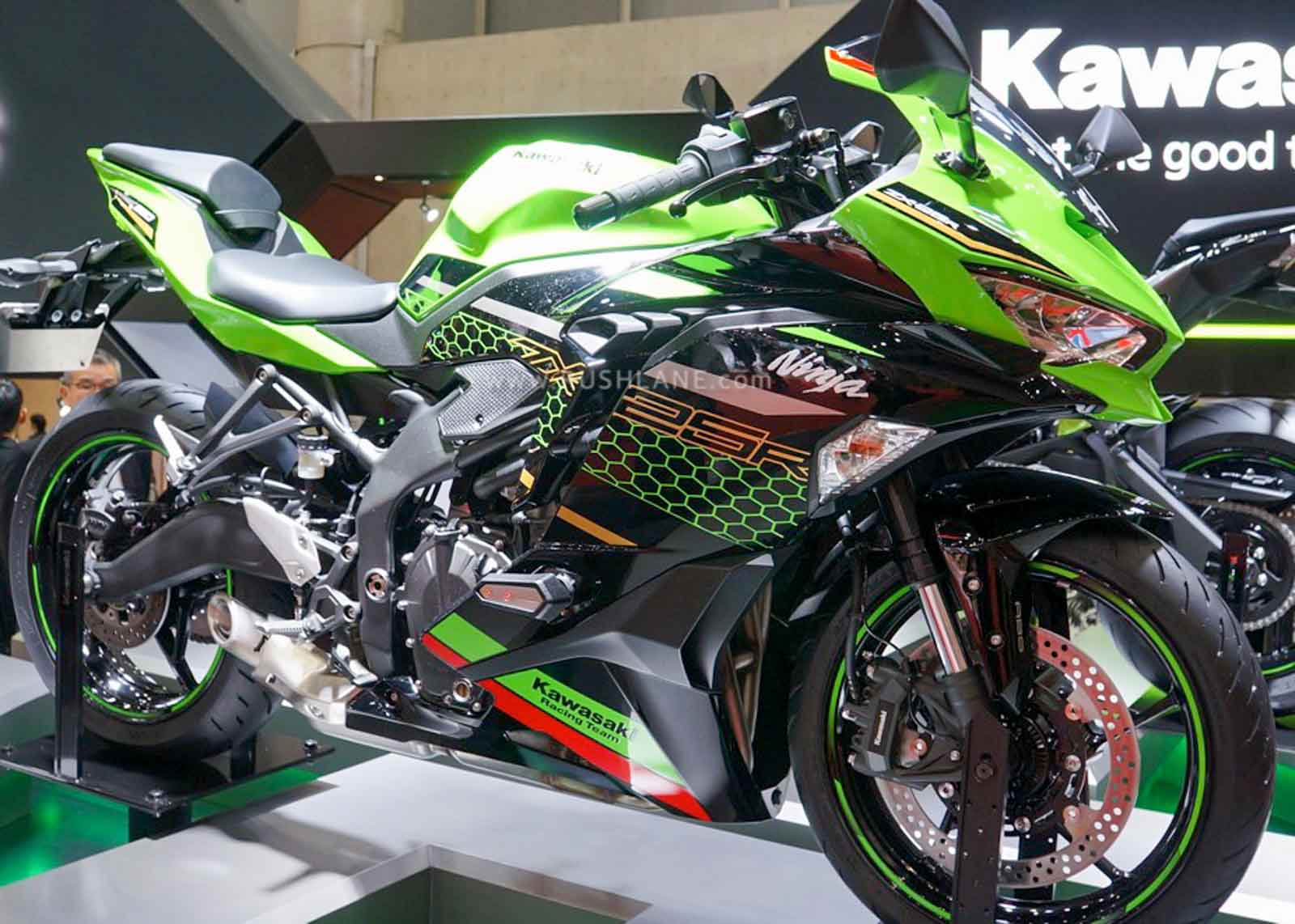 Kelebihan Dan Kekurangan Kawasaki W175 Cafe: Apakah Layak Dibeli? Kelebihan Dan Kekurangan Kawasaki W175 Cafe: Apakah Layak Dibeli?