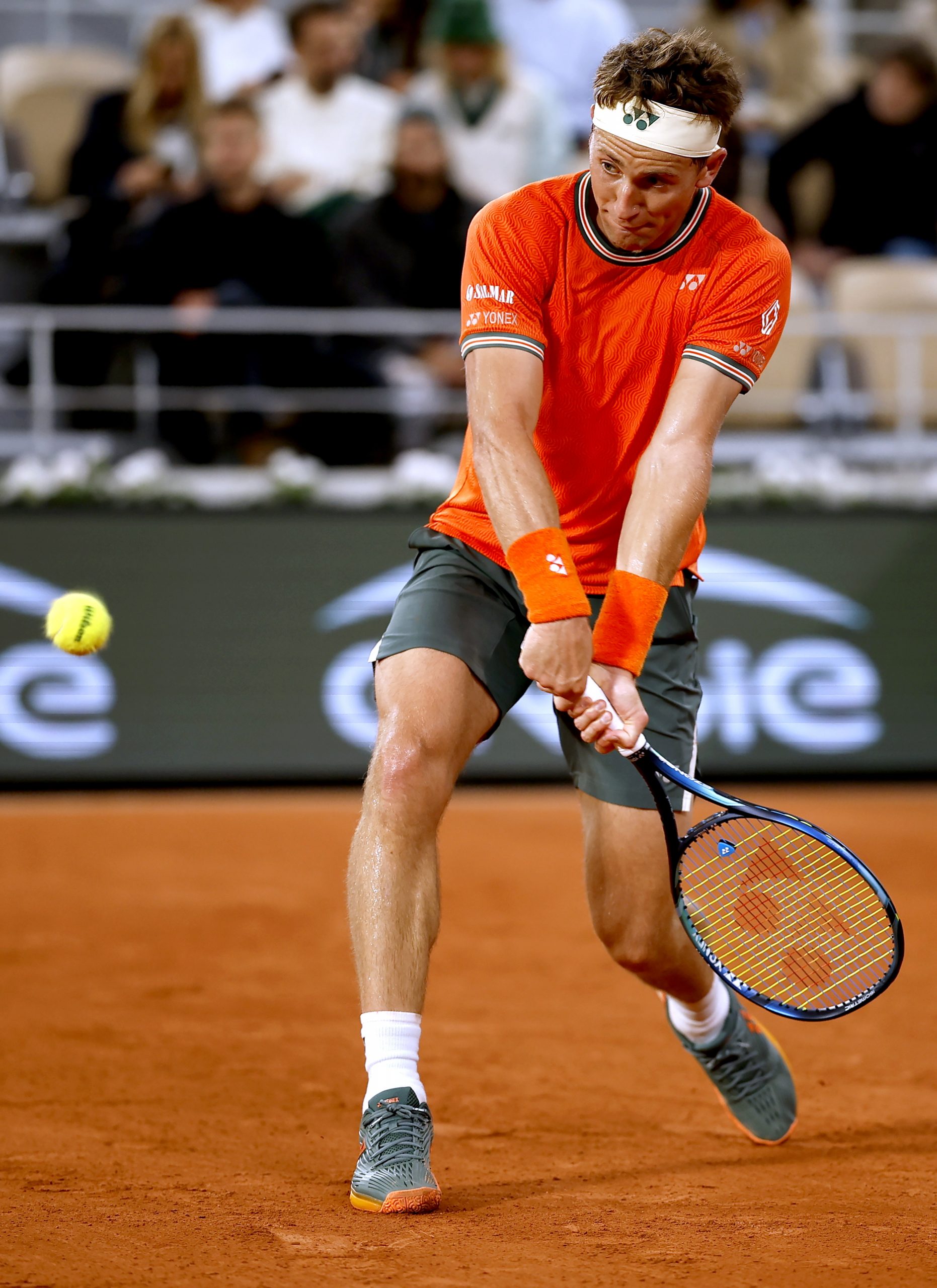 Knee Injury Sidelines Casper Ruud At Roland-Garros: Borges Secures Upset Win