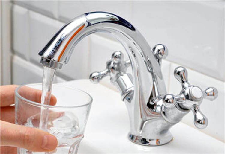 L'eau Du Robinet : Pollution, Filtration Et Santé L'eau Du Robinet : Pollution, Filtration Et Santé