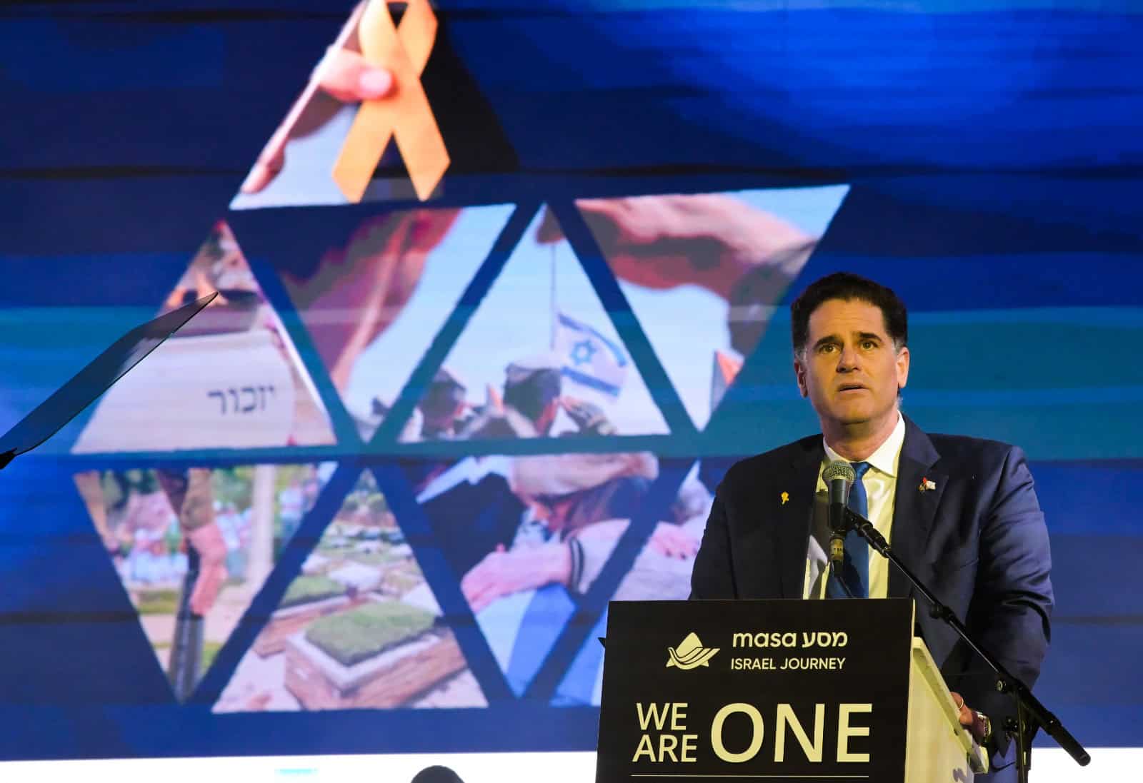 Largest English-Language Yom HaZikaron Ceremony Hosted By Masa Israel