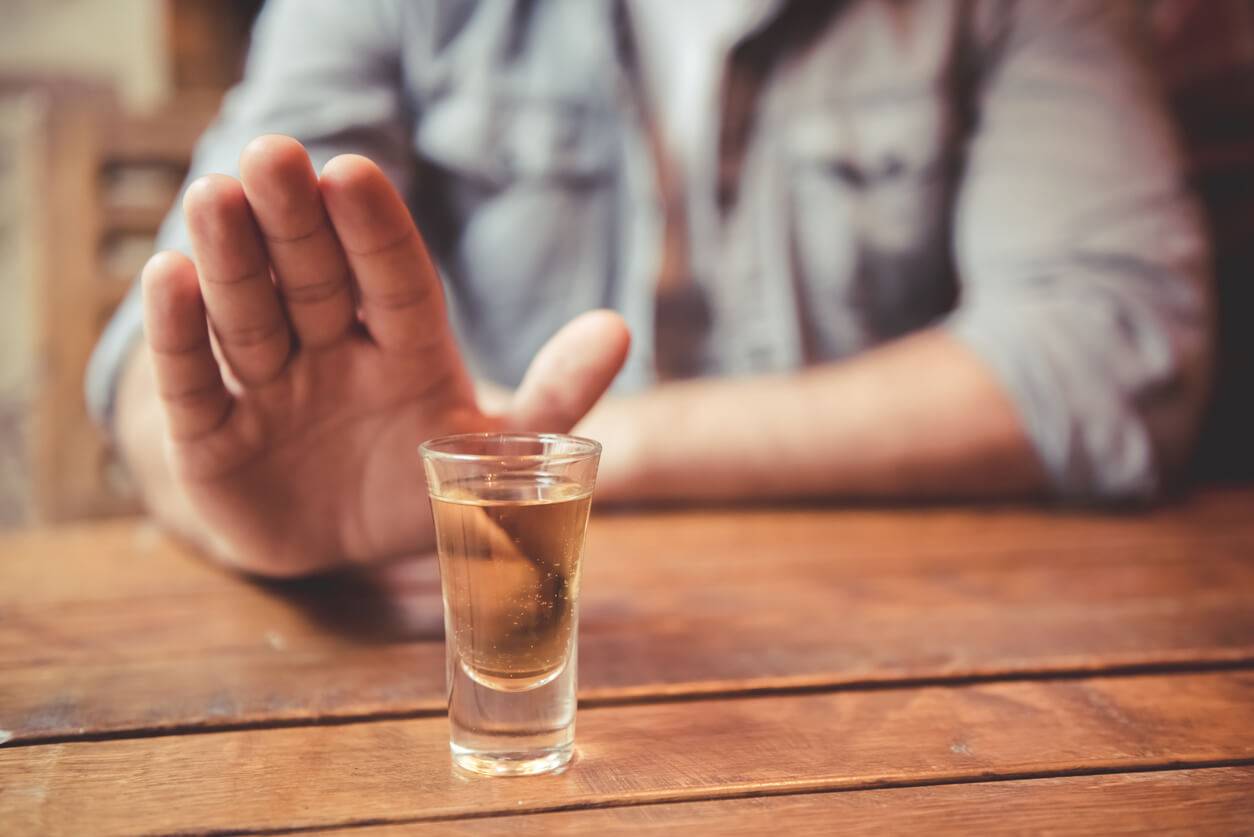 Le Sans Alcool : Opportunités Économiques Et Impacts Positifs Sur La Santé (Dry January & Tournée Minérale) Le Sans Alcool : Opportunités Économiques Et Impacts Positifs Sur La Santé (Dry January & Tournée Minérale)