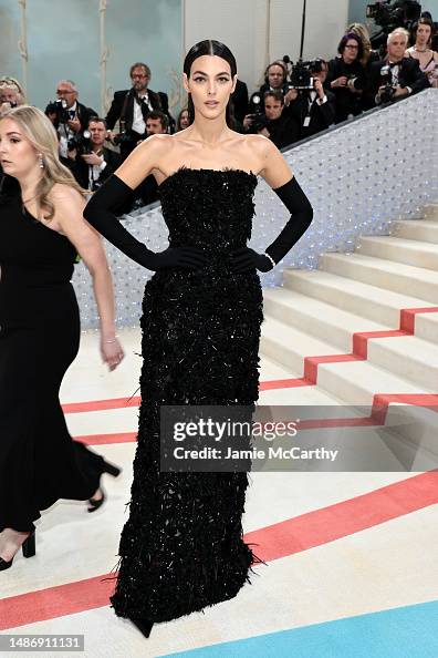 Leonardo DiCaprio's Met Gala Debut With Vittoria Ceretti: A Look At The Couple's Appearance Leonardo DiCaprio's Met Gala Debut With Vittoria Ceretti: A Look At The Couple's Appearance