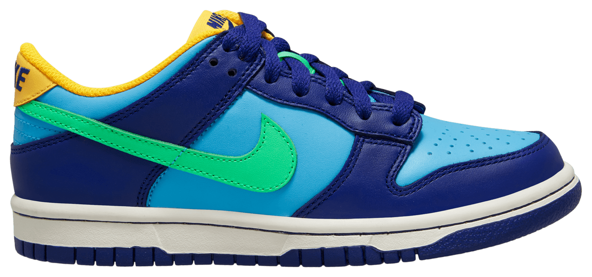 Limited Time Offer: 40% Off Select Nike Air, Dunks, And Jordans At Foot Locker Limited Time Offer: 40% Off Select Nike Air, Dunks, And Jordans At Foot Locker