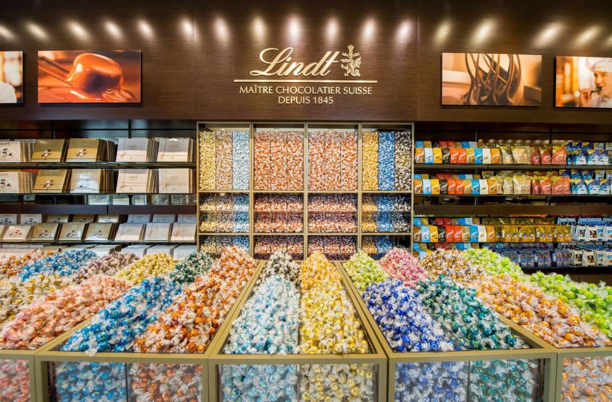 Lindt Opens Central London Chocolate Paradise: A New Experience Lindt Opens Central London Chocolate Paradise: A New Experience