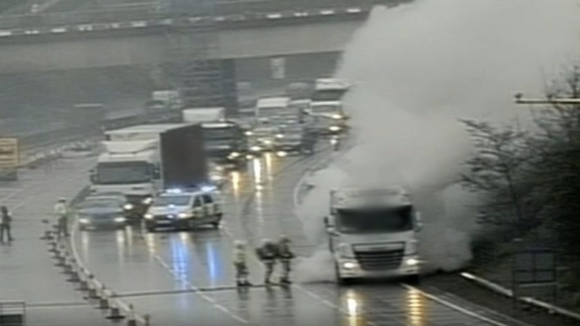 M56 Delays: Cheshire/Deeside Border Traffic Update M56 Delays: Cheshire/Deeside Border Traffic Update