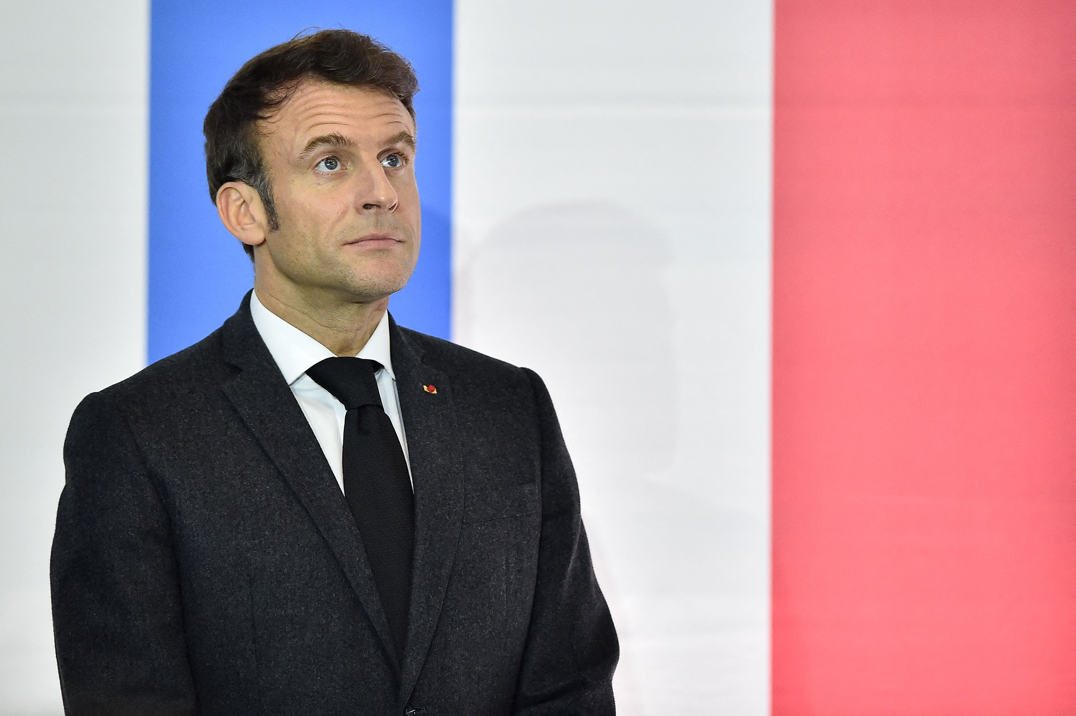 Macron's China Visit: Progress On Cognac Dispute & Strengthened Ties Macron's China Visit: Progress On Cognac Dispute & Strengthened Ties