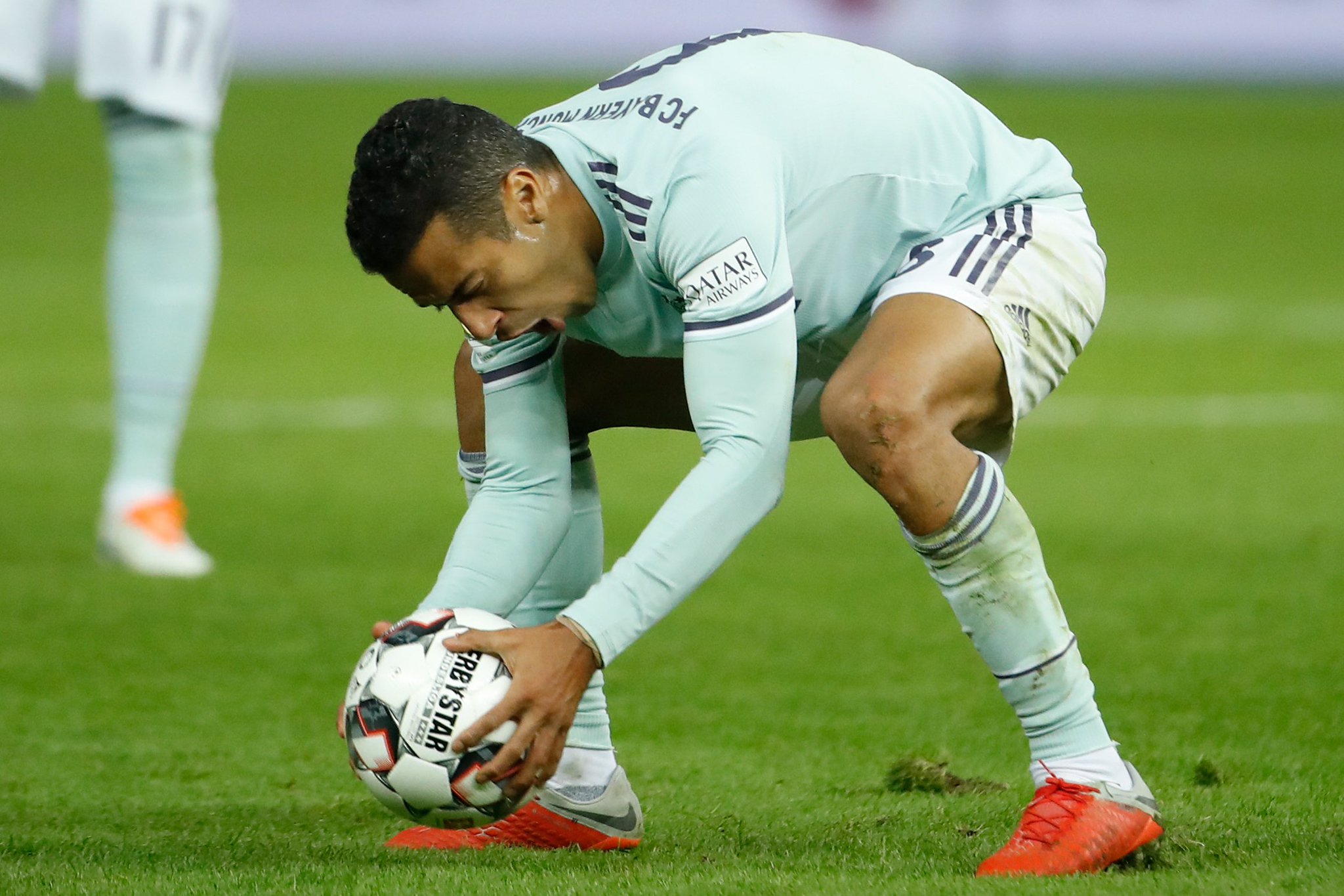 Mainz's Champions League Push Stalled By Draw Against Relegation-Battling Kiel Mainz's Champions League Push Stalled By Draw Against Relegation-Battling Kiel