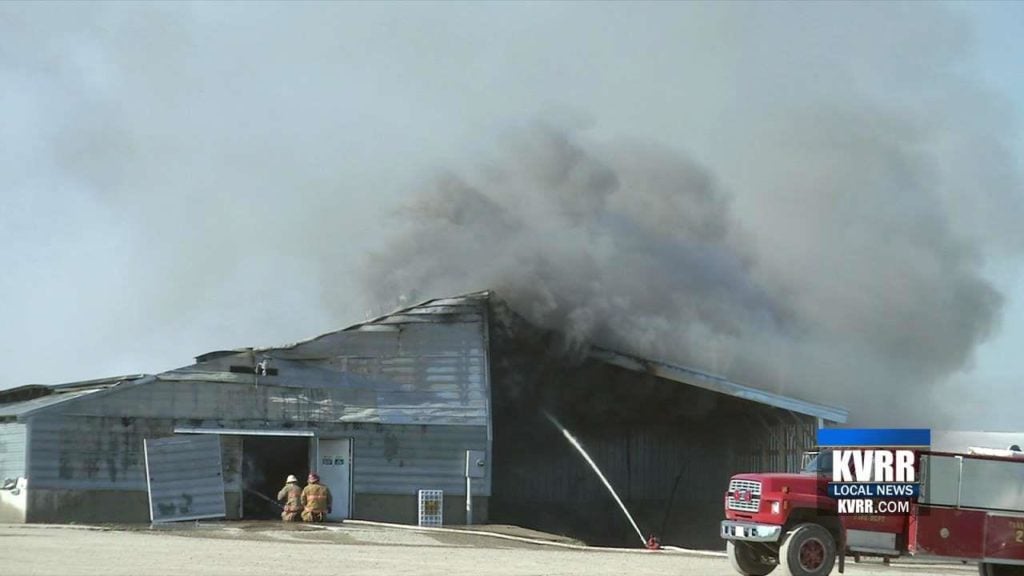 Major Blaze Consumes 600-Foot Chicken Barn In Pennsylvania Major Blaze Consumes 600-Foot Chicken Barn In Pennsylvania