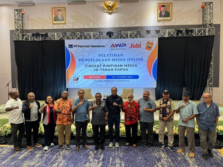Mari Dukung Persipura: Seruan Kakanwil Papua Anthonius Ayorbaba Mari Dukung Persipura: Seruan Kakanwil Papua Anthonius Ayorbaba