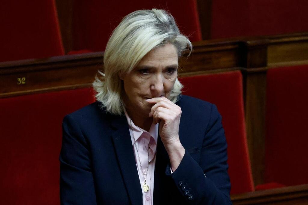 Marine Le Pen : Le Tribunal Et La Rupture D'un Rêve Présidentiel Marine Le Pen : Le Tribunal Et La Rupture D'un Rêve Présidentiel