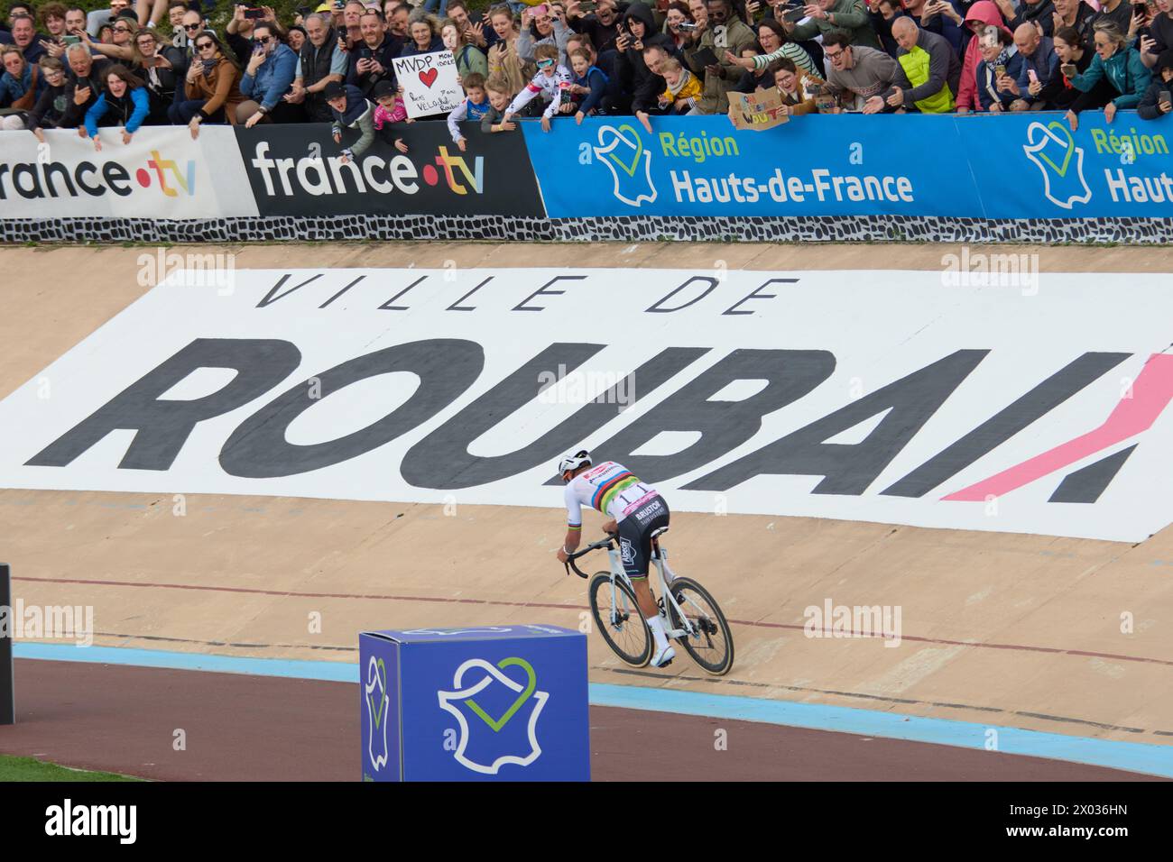 Mathieu Van Der Poel: Bottle Attack At Paris-Roubaix, Demands Legal Action Mathieu Van Der Poel: Bottle Attack At Paris-Roubaix, Demands Legal Action