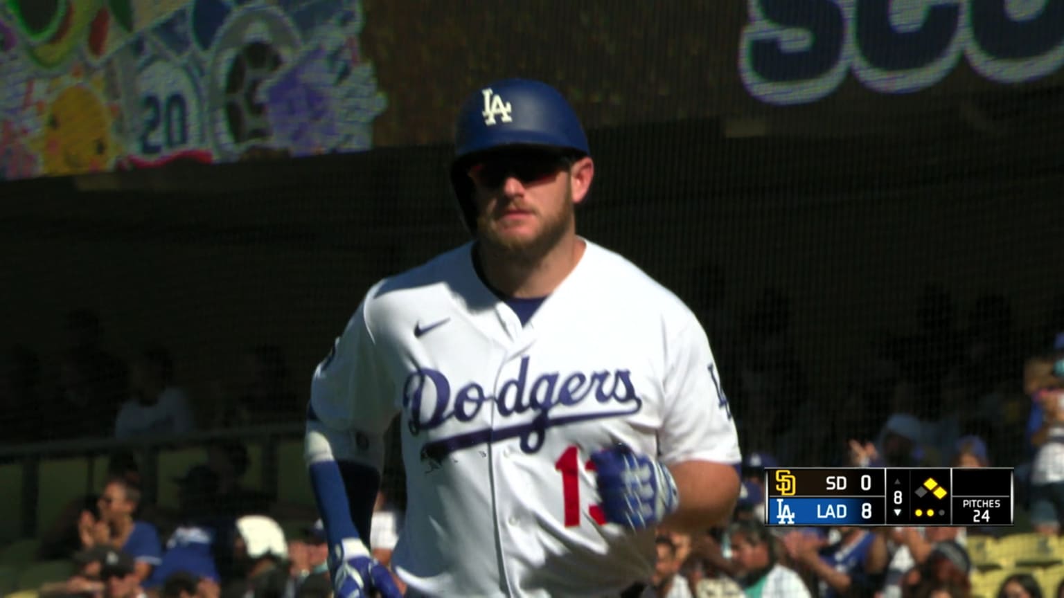 Max Muncy's Fly Ball Snagged By Former NFL Player In Japan