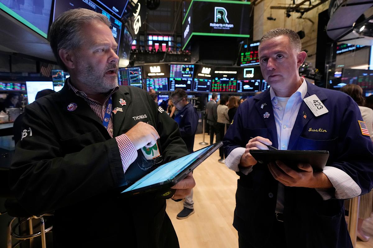 May 26 Stock Market Report: Dow, S&P 500, And Nasdaq May 26 Stock Market Report: Dow, S&P 500, And Nasdaq