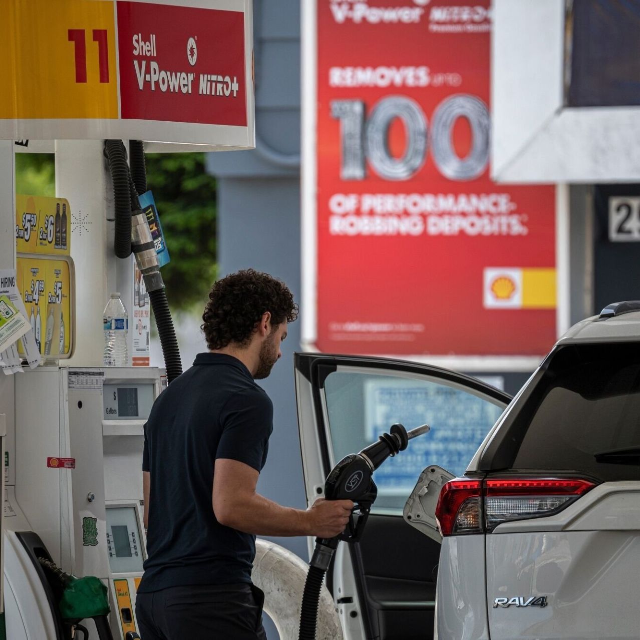 Memorial Day Weekend Gas Prices: Lowest In Decades? Memorial Day Weekend Gas Prices: Lowest In Decades?