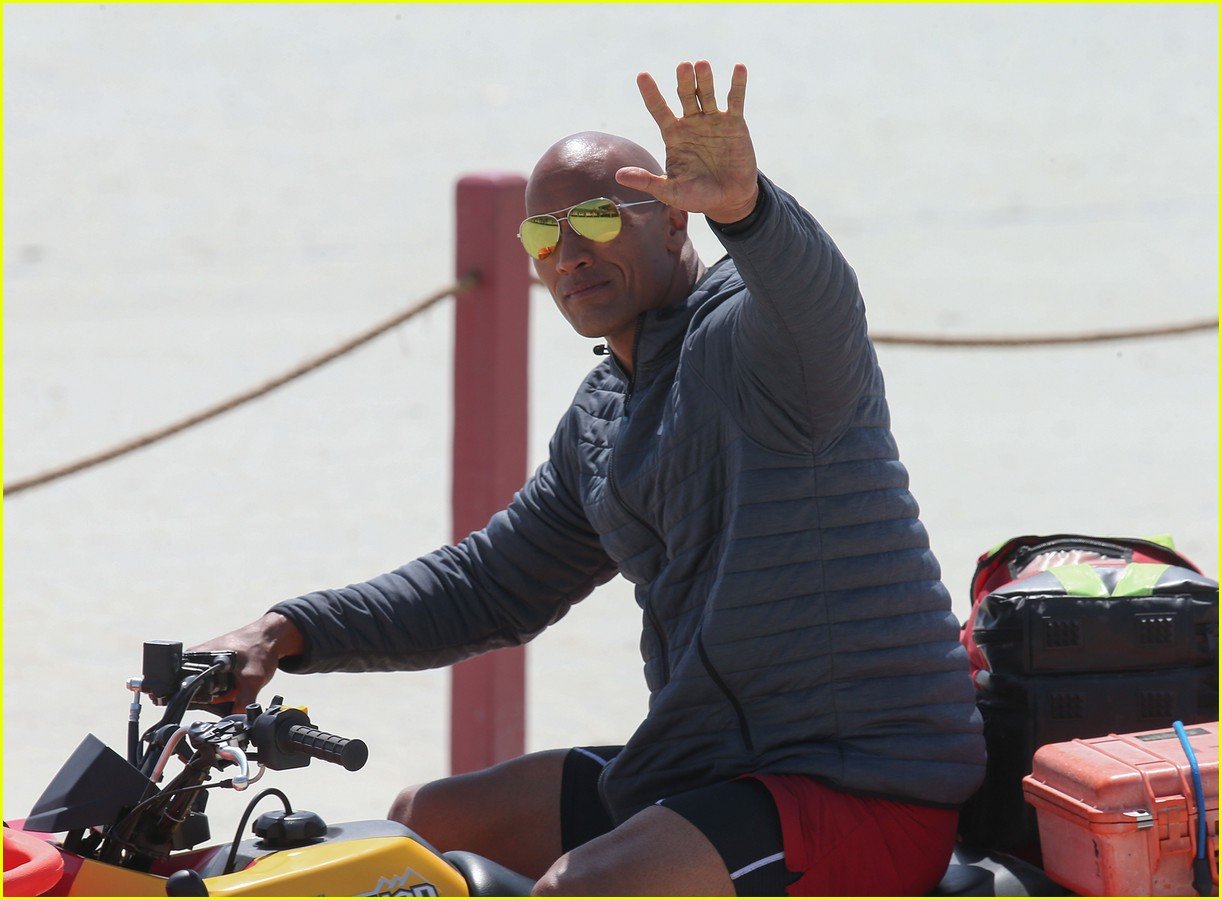 Miami Beach Rescue: Dylan Efron Saves Two From Drowning Miami Beach Rescue: Dylan Efron Saves Two From Drowning