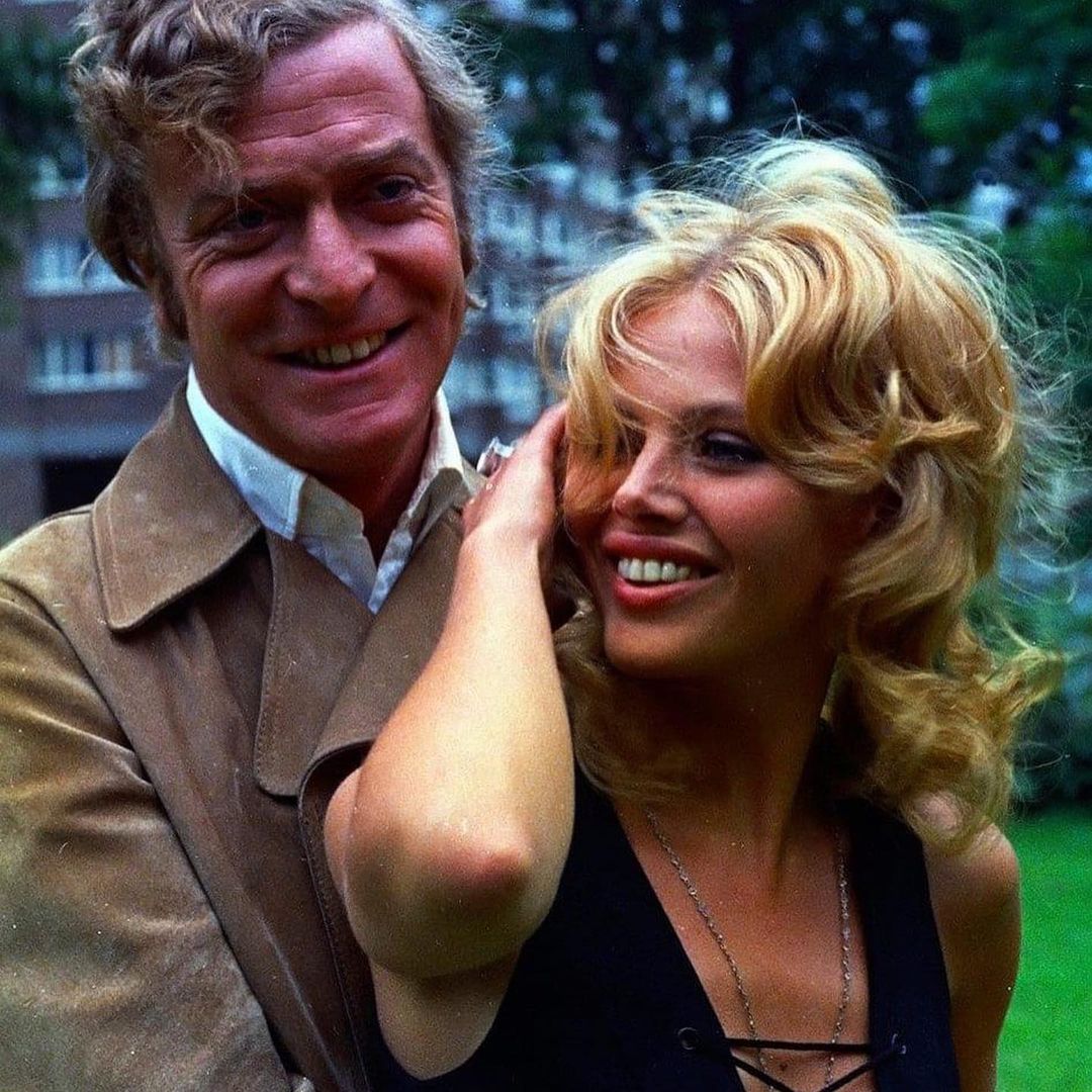 Michael Caine On Filming A Sex Scene With Mia Farrow: An Unforgettable Experience Michael Caine On Filming A Sex Scene With Mia Farrow: An Unforgettable Experience