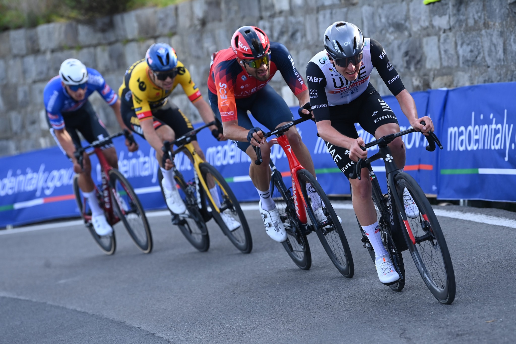 Milano-Sanremo 2025: Percorso Completo E Strade Chiuse In Lombardia Milano-Sanremo 2025: Percorso Completo E Strade Chiuse In Lombardia