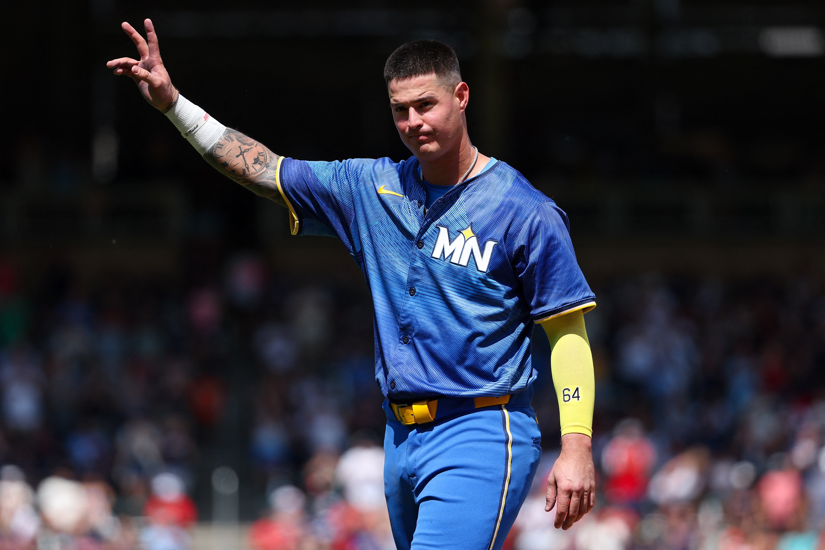 MLB Scores: Twins Win 6-3 Over Mets MLB Scores: Twins Win 6-3 Over Mets