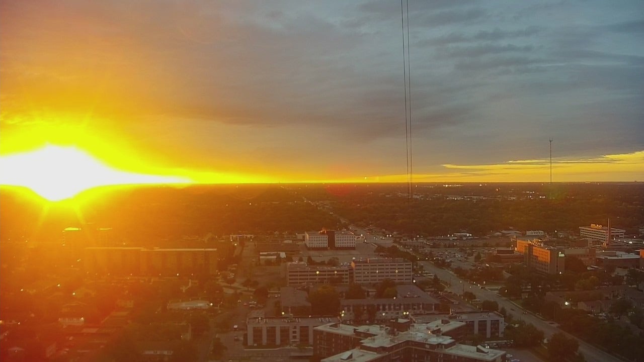 Monday's Metro Detroit Weather: Cool Start, Sunny Finish Monday's Metro Detroit Weather: Cool Start, Sunny Finish