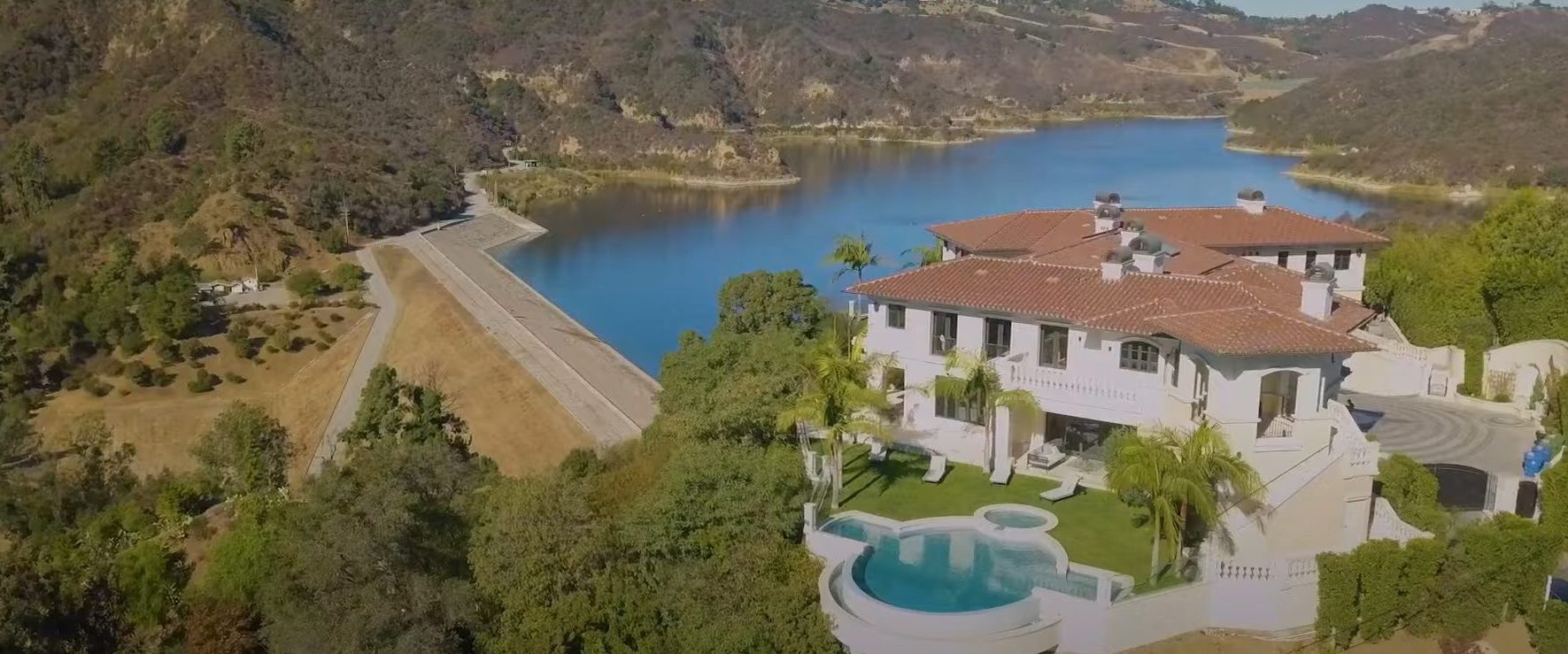 MTV Cribs: Unveiling The Architecture And Design Of Celebrity Homes MTV Cribs: Unveiling The Architecture And Design Of Celebrity Homes
