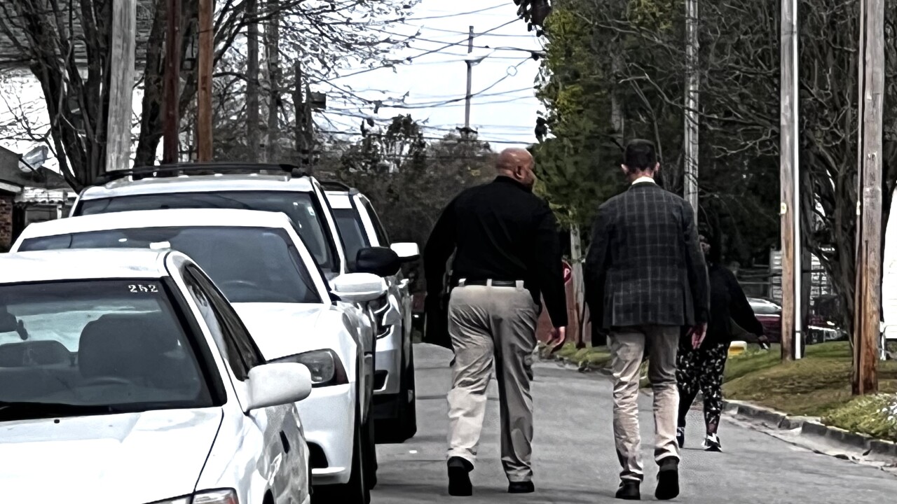 Multiple Car Break-ins Reported At Elizabeth City Apartment Communities Multiple Car Break-ins Reported At Elizabeth City Apartment Communities