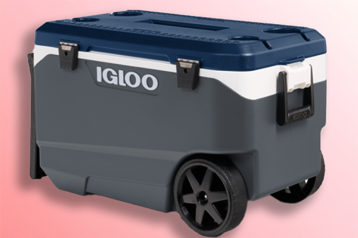 Nationwide Recall Alert: Walmart's Igloo Coolers Linked To Fingertip Injuries Nationwide Recall Alert: Walmart's Igloo Coolers Linked To Fingertip Injuries