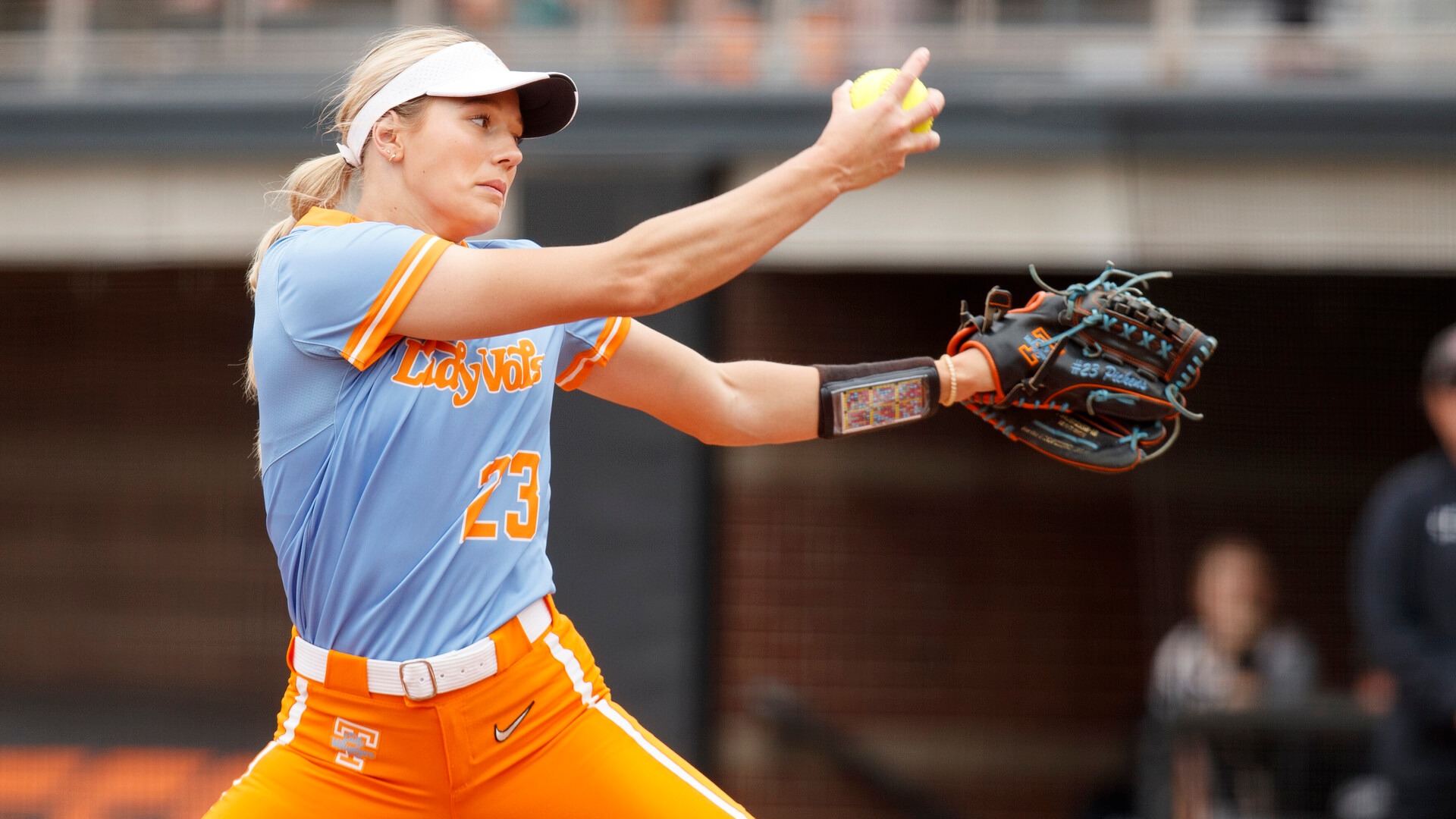 NCAA Softball: Karlyn Pickens Throws History's Fastest Pitch At 78.2 Mph NCAA Softball: Karlyn Pickens Throws History's Fastest Pitch At 78.2 Mph