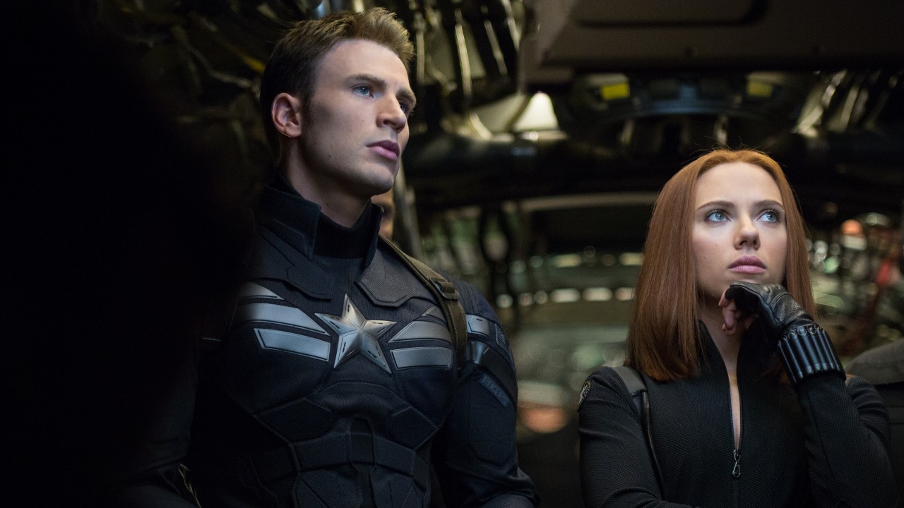 Netflix Adds Undiscovered Scarlett Johansson & Chris Evans Film Netflix Adds Undiscovered Scarlett Johansson & Chris Evans Film
