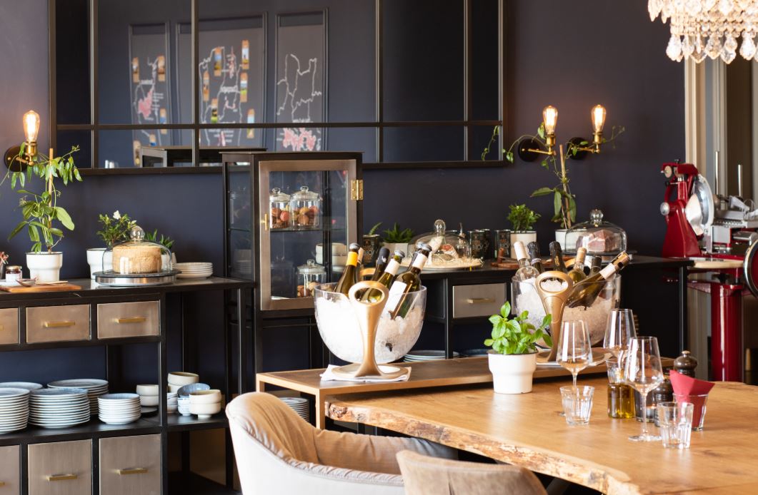 Neue Weinbar In Venlo: Karl Weinbar An Der Venloer Straße Neue Weinbar In Venlo: Karl Weinbar An Der Venloer Straße