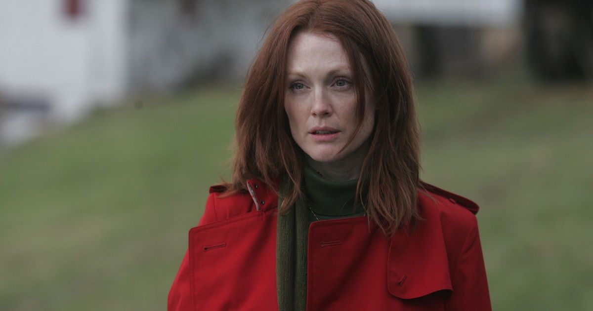 New Images From Echo Valley: Sydney Sweeney And Julianne Moore's Upcoming Thriller New Images From Echo Valley: Sydney Sweeney And Julianne Moore's Upcoming Thriller