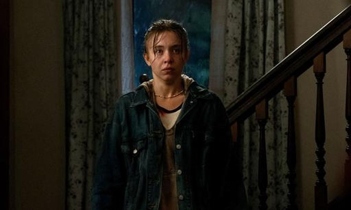 New Thriller Echo Valley: Images Featuring Sydney Sweeney And Julianne Moore Released New Thriller Echo Valley: Images Featuring Sydney Sweeney And Julianne Moore Released