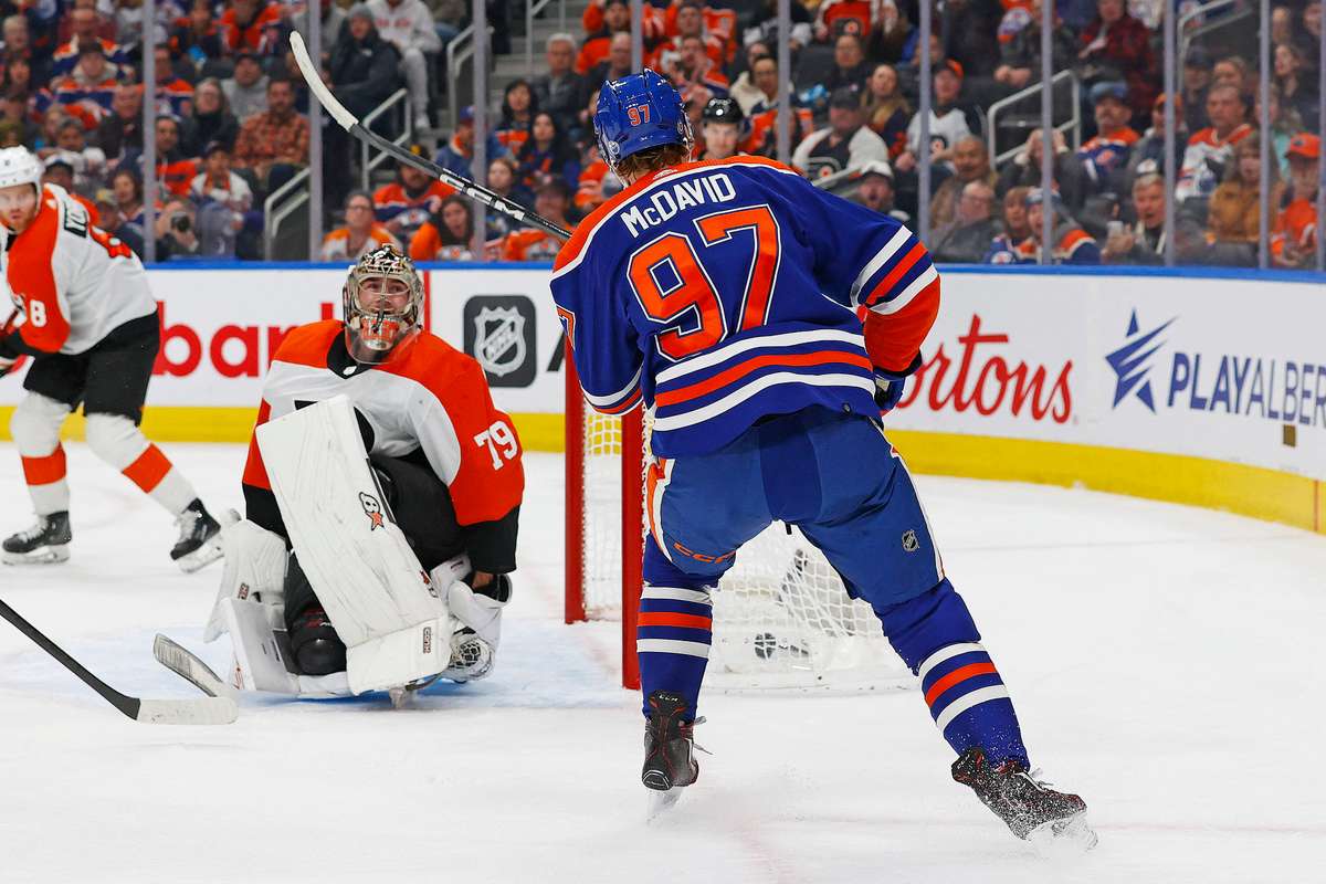 NHL Highlights: Kucherov Powers Lightning Past Oilers 4-1 NHL Highlights: Kucherov Powers Lightning Past Oilers 4-1