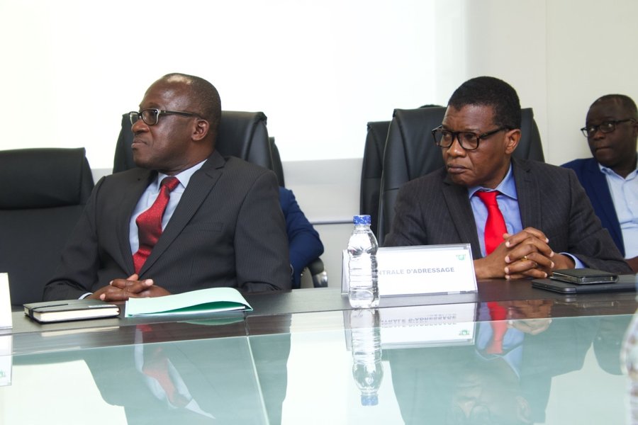Numérotation Des Bâtiments À Abidjan : Guide Du Projet D'Adressage Numérotation Des Bâtiments À Abidjan : Guide Du Projet D'Adressage