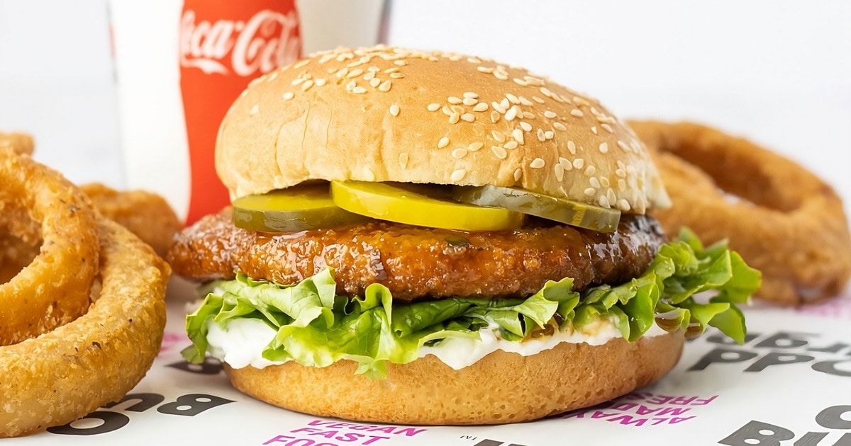Odd Burger Vegan Meals Now Available At 7-Eleven Canada Odd Burger Vegan Meals Now Available At 7-Eleven Canada