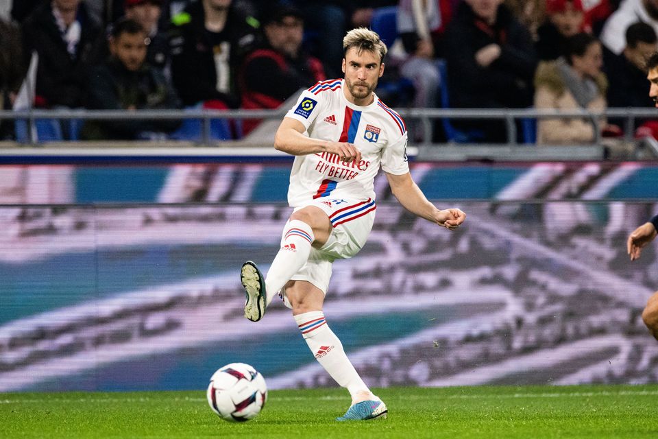 Olympique Lyonnais' Tagliafico Criticises Man United Players Amidst Ten Hag's Difficulties Olympique Lyonnais' Tagliafico Criticises Man United Players Amidst Ten Hag's Difficulties