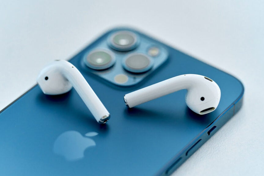 One Analyst Forecasts $254 For Apple Stock: Time To Buy? One Analyst Forecasts $254 For Apple Stock: Time To Buy?