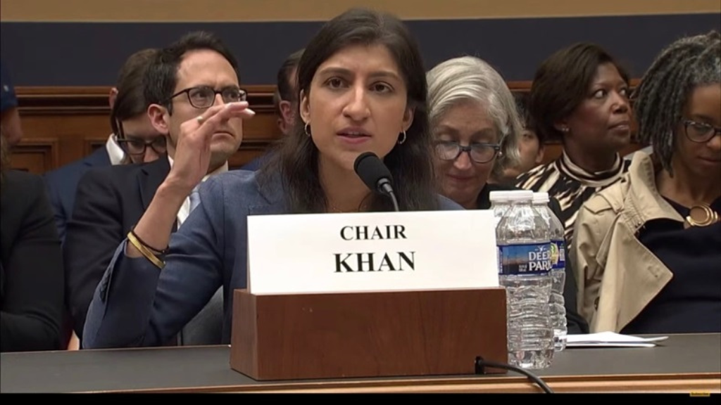 OpenAI Under FTC Scrutiny: ChatGPT's Future Uncertain OpenAI Under FTC Scrutiny: ChatGPT's Future Uncertain