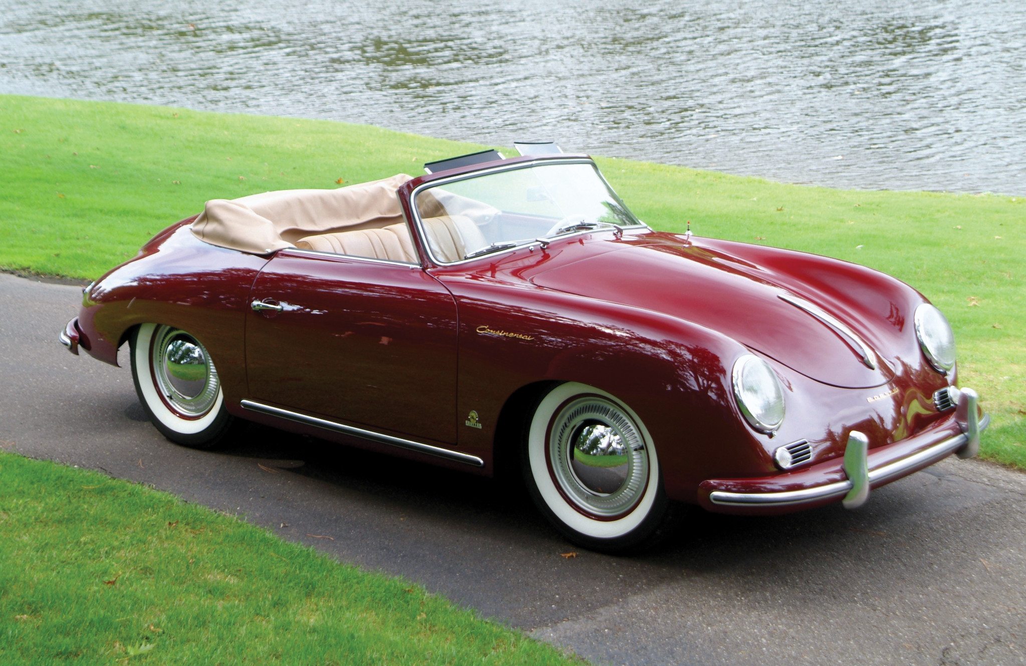 Pabrik Zuffenhausen: Pusat Sejarah Porsche 356 Pabrik Zuffenhausen: Pusat Sejarah Porsche 356