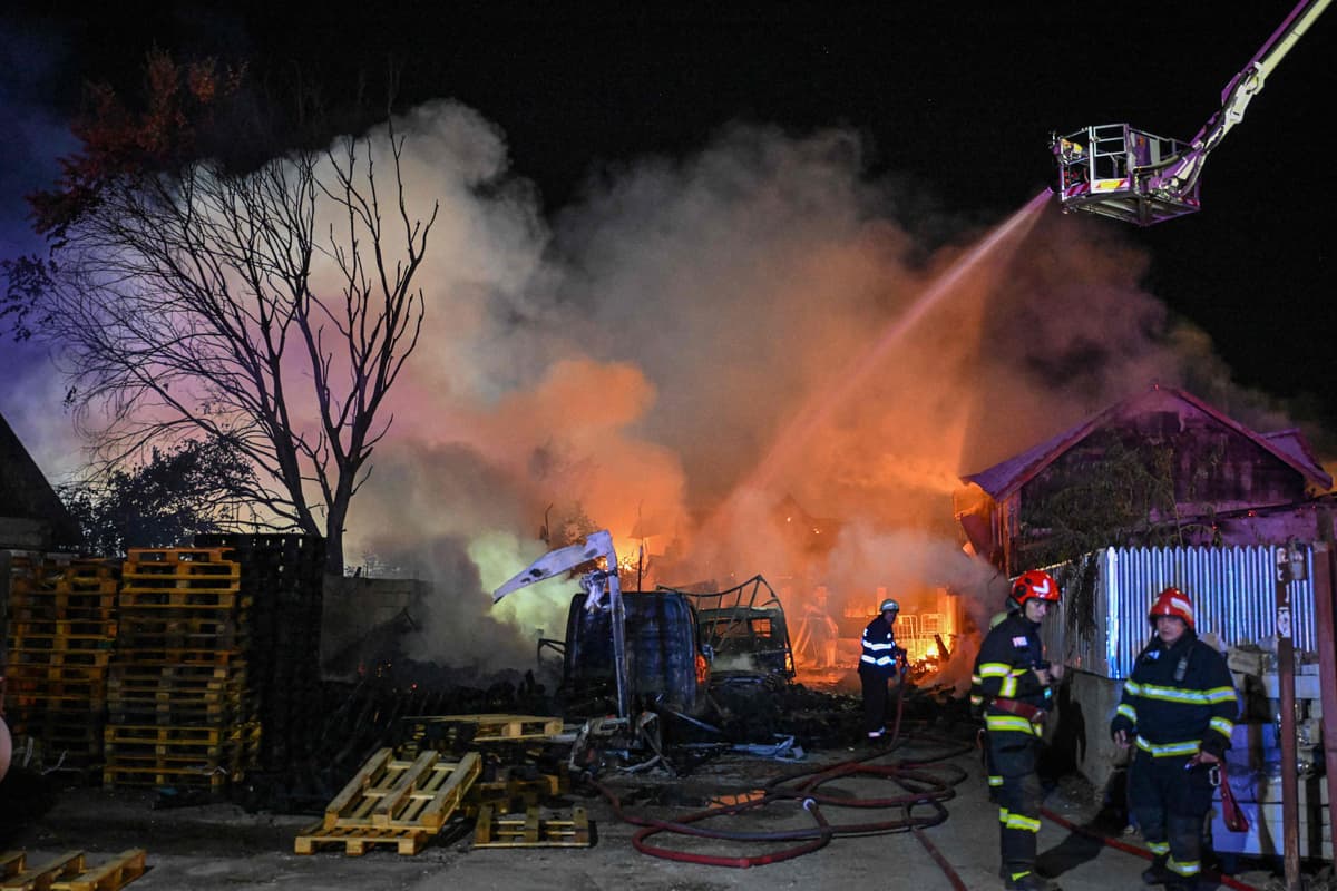 Palm Springs Car Explosion: One Dead, Fertility Clinic Damaged Palm Springs Car Explosion: One Dead, Fertility Clinic Damaged
