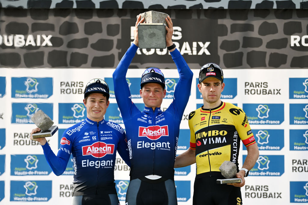 Paris-Roubaix 2024: Van Der Poel Achieves Unprecedented Hat-Trick Paris-Roubaix 2024: Van Der Poel Achieves Unprecedented Hat-Trick