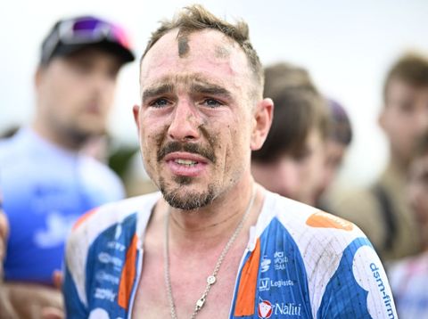 Paris-Roubaix Spectator Turns Himself In Following Mathieu Van Der Poel Attack Paris-Roubaix Spectator Turns Himself In Following Mathieu Van Der Poel Attack