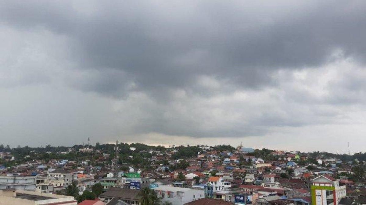 Perkiraan Cuaca Kalimantan Timur Hari Ini: IKN, Balikpapan, Samarinda Perkiraan Cuaca Kalimantan Timur Hari Ini: IKN, Balikpapan, Samarinda
