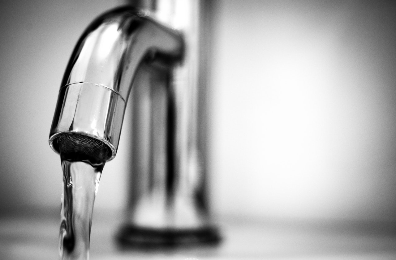 Peut-on Vraiment Purifier L'eau Du Robinet ? Guide Pratique. Peut-on Vraiment Purifier L'eau Du Robinet ? Guide Pratique.