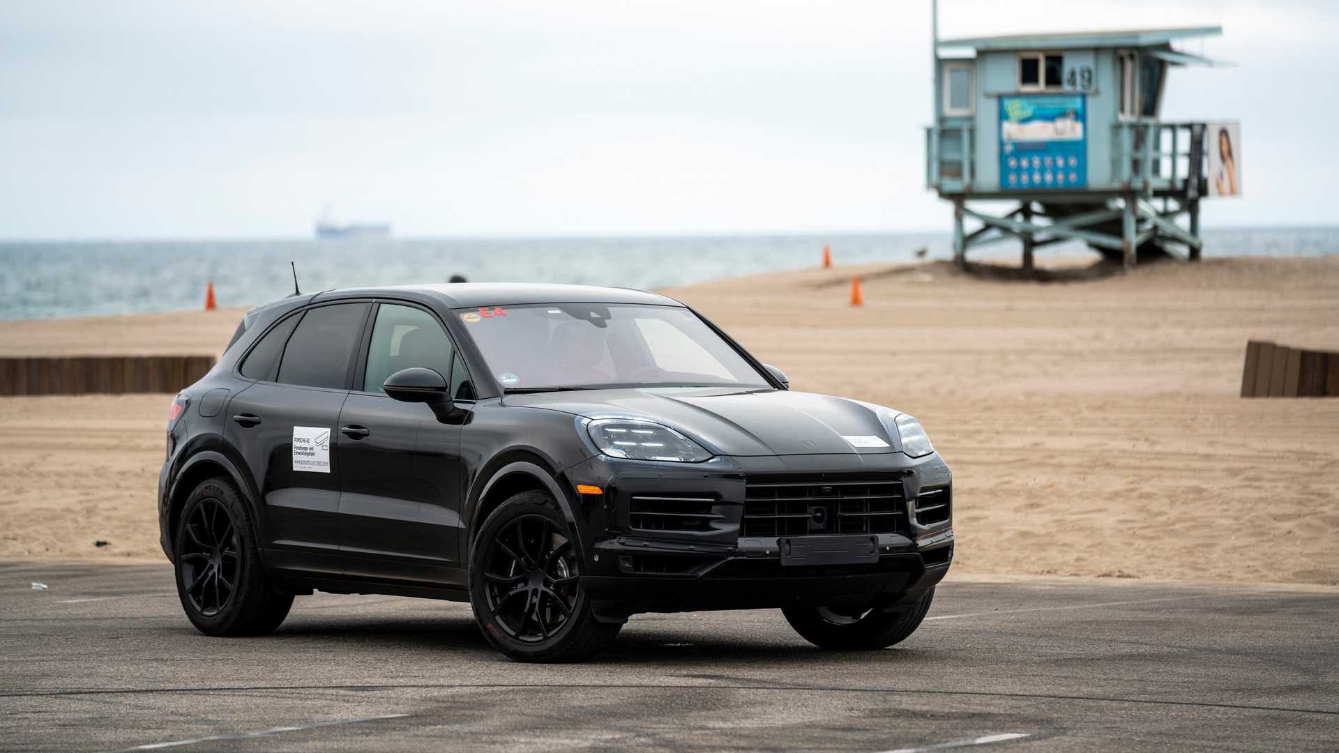 Porsche Cayenne 2025: A Complete Picture Guide (Interior & Exterior) Porsche Cayenne 2025: A Complete Picture Guide (Interior & Exterior)