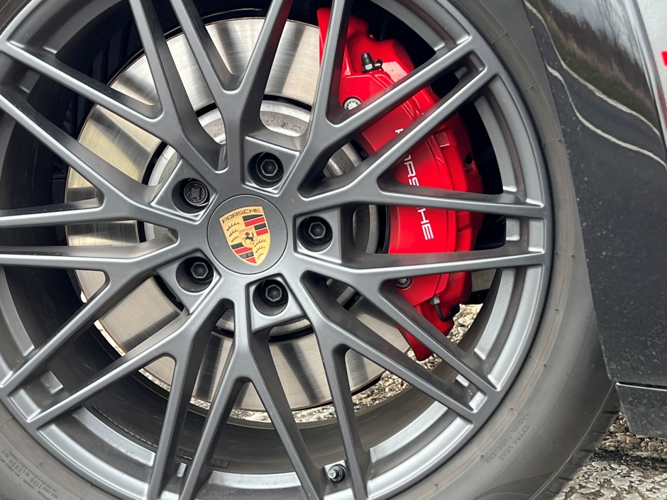 Porsche Cayenne GTS Coupe: Test I Recenzja - Czy To SUV Marzeń? Porsche Cayenne GTS Coupe: Test I Recenzja - Czy To SUV Marzeń?