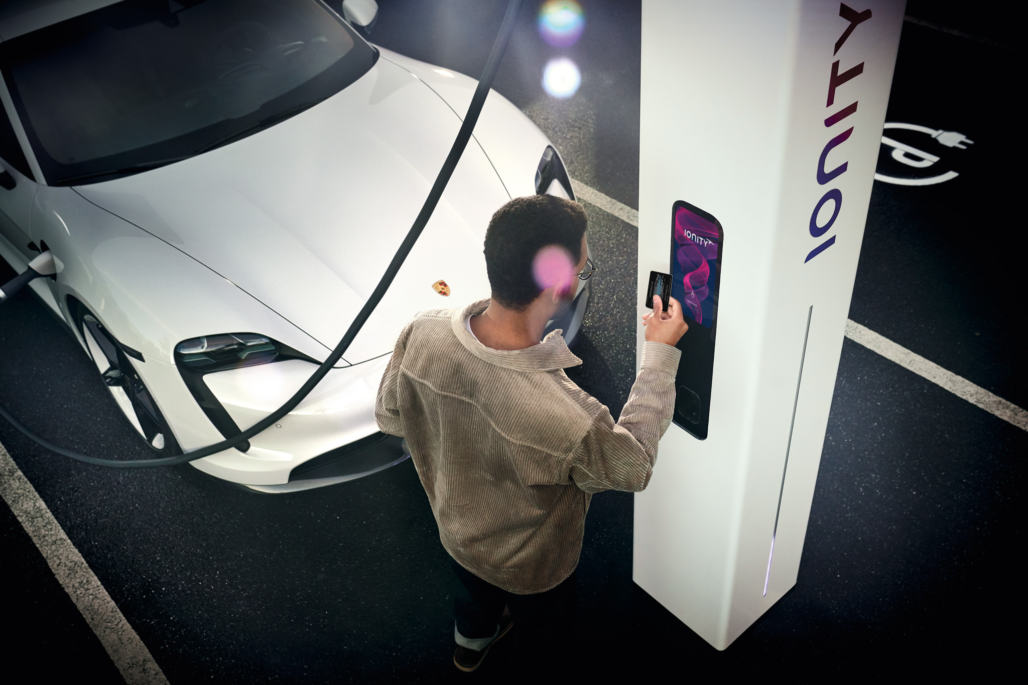Porsche Spartina Elektromobilių Revoliuciją Europoje Porsche Spartina Elektromobilių Revoliuciją Europoje