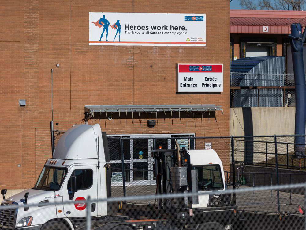 Potential Canada Post Strike: Customer Exodus Predicted Potential Canada Post Strike: Customer Exodus Predicted