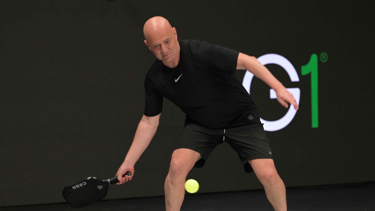 Primul Meci De Pickleball Al Lui Andre Agassi
