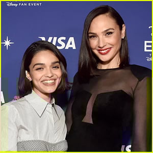 Rachel Zegler Represents Snow White In Spain, Gal Gadot Missing Rachel Zegler Represents Snow White In Spain, Gal Gadot Missing